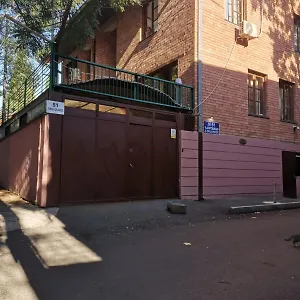 https://lermontov-backpackers-hostel.alltbilisihotels.com